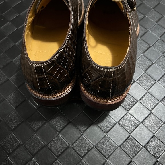 Hand made Italian brown leather skin,size 11.5, lace shoe. - Picture 4 of 6